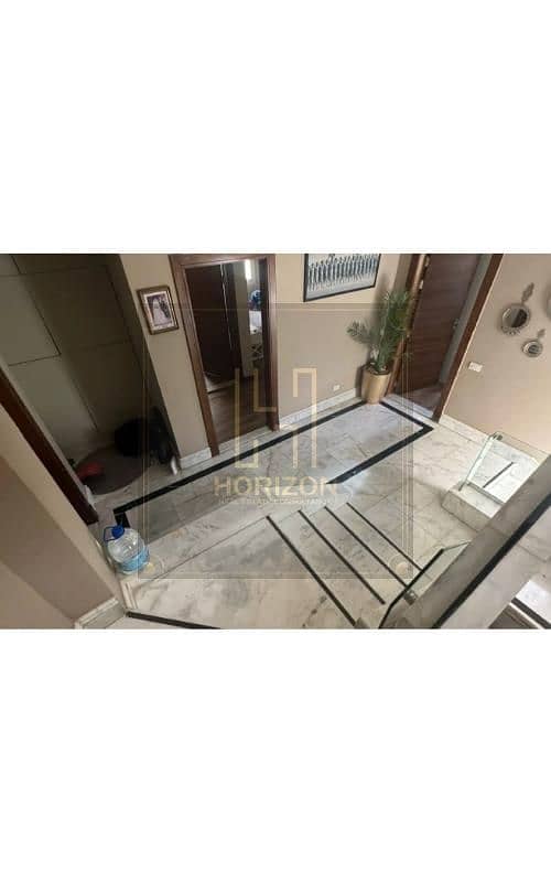 11 8143283-38802o. jpg