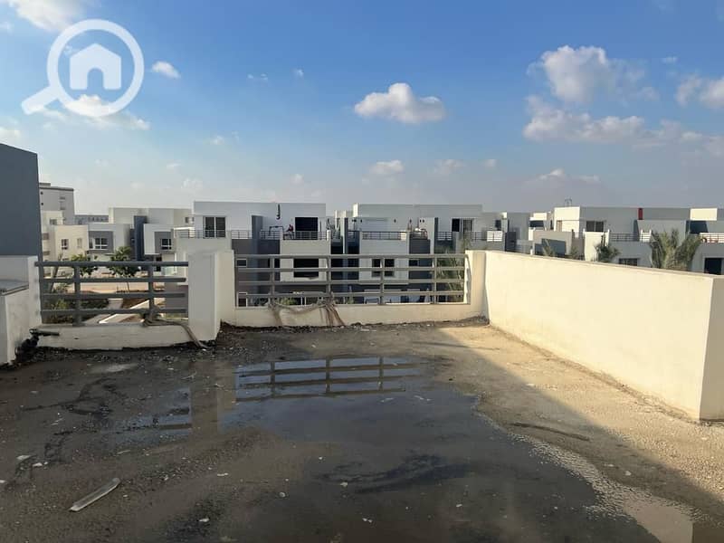 3 0d6f4754-092b-4609-9d3c-5b4a28b40dd7. jpeg