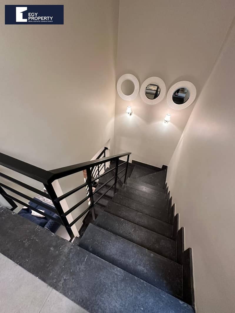 8 _files_b9fbf643-7620-4868-9cc9-bde4cdca28db. jpeg