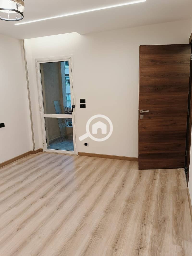 13 صورة واتساب بتاريخ 1447-05-18 في 18.00. 37_63df0baa. jpg