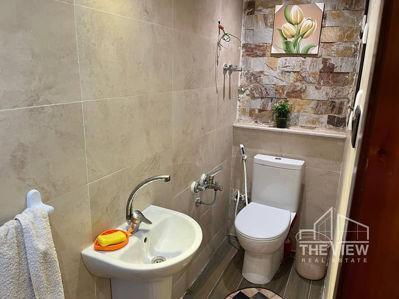 9 WhatsApp Image 2025-11-10 at 11.36. 03_17b88c1b. jpg