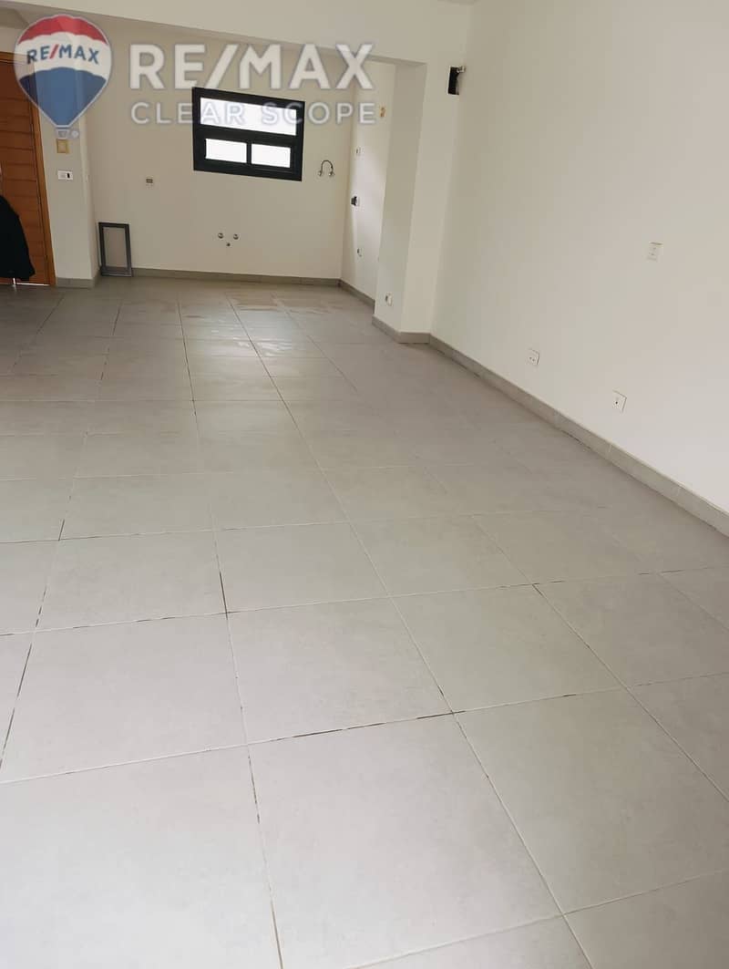 8 c485c23e-5b00-4eb6-a01c-900be8475c13. jpg