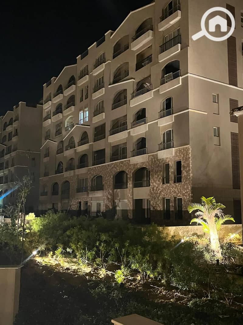 5 11fc085b-b222-4dba-bebc-4320ad388668. jpg