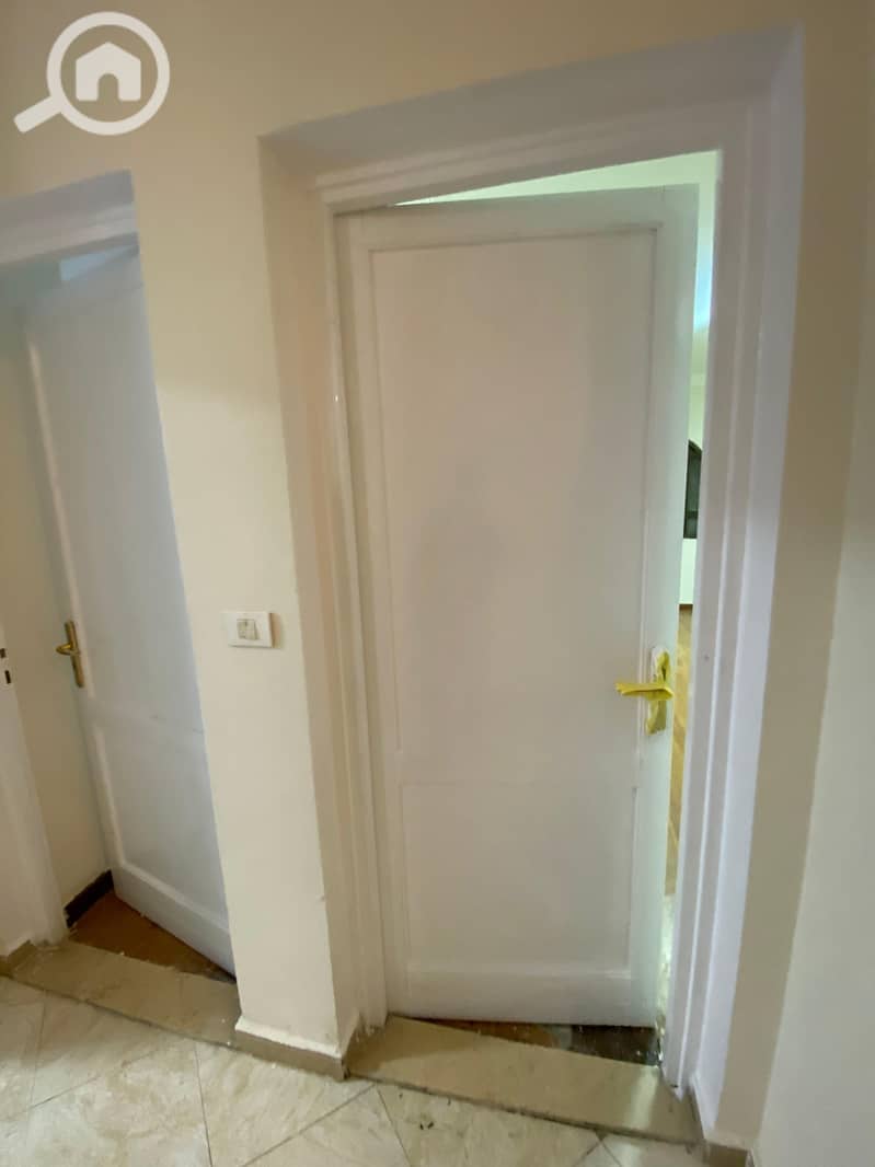 4 d26a8896-77a5-43a0-b52b-f3bd05849d2c. jpg