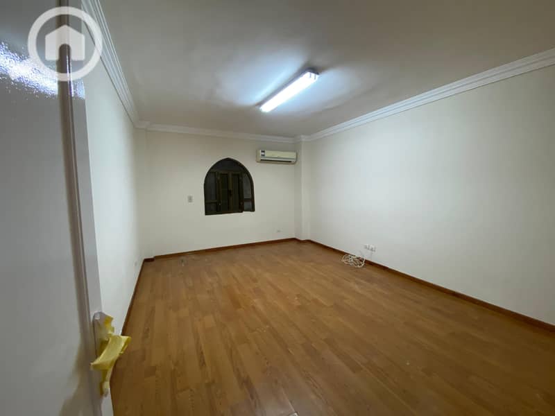 10 d89eca4c-642a-4df9-8d03-9f108259ddd5. jpg