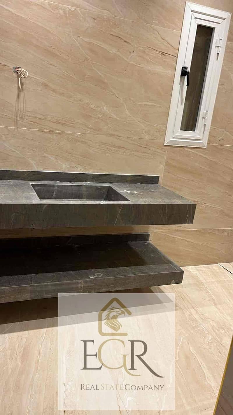 7 27e4ba36-d0a2-484c-a38a-d951720d5510. jpg