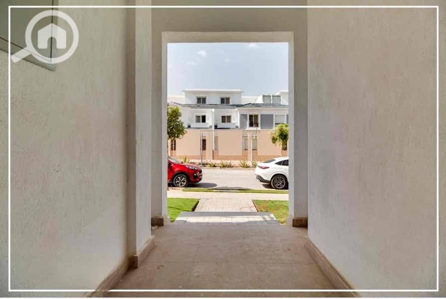 2 662e0969-80cd-4719-bfb2-fe286166705a. jpg