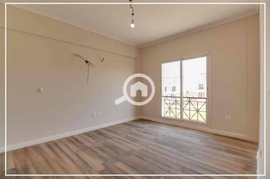 5 3de11204-14db-4c49-b500-c31ef6b3d1f8. jpg