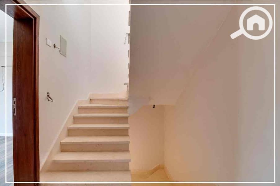 6 a674ab75-b8f2-4850-93fd-88e6d355100a. jpg