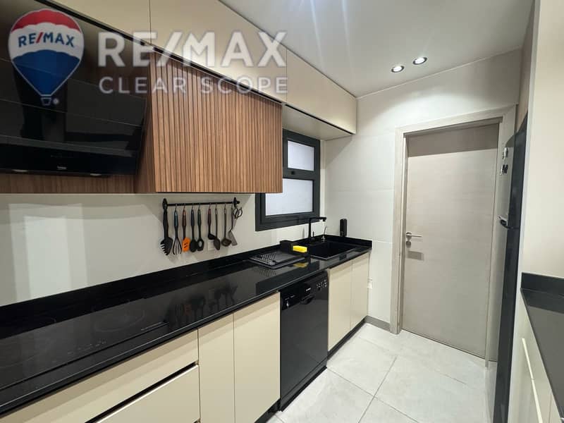 15 de2c686f-9c6f-48ce-ab2d-066cb8eb5b2f. jpg