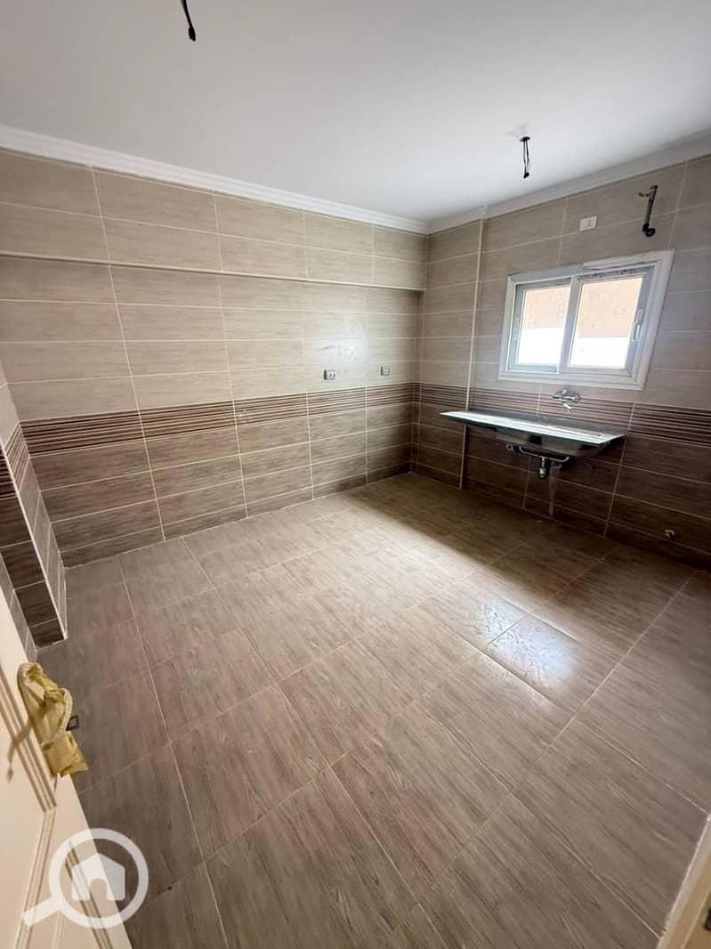 10 577410810_122109957045051922_1043736972205831048_n. jpg