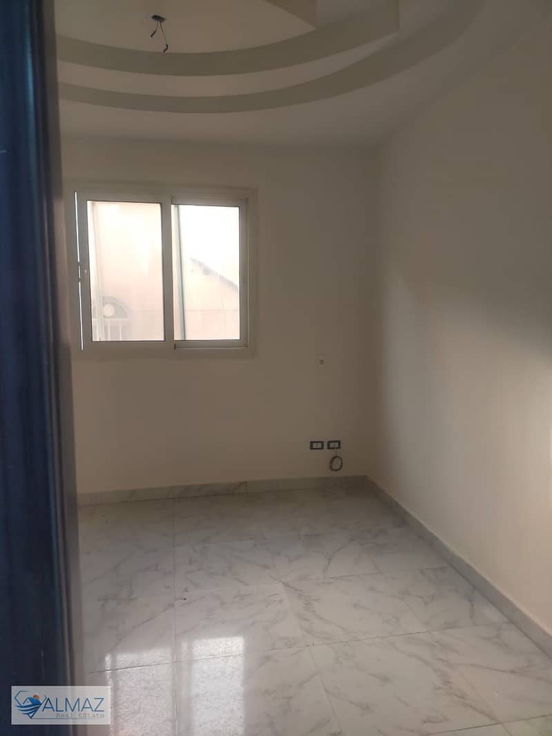 11 WhatsApp Image 2025-10-15 at 5.30. 35 PM. jpeg