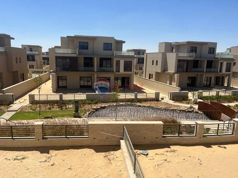 18 97bb3ce4-f7b3-4887-bf07-5edb46867cb0. jfif. jpg