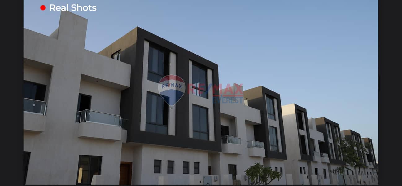 10 WhatsApp Image 2025-05-06 at 4.15. 15 PM (3). jpeg