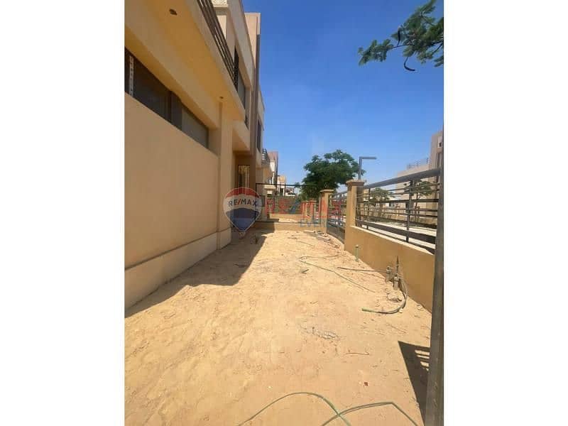 7 979bfae3-9b77-4bb1-bbca-4cdc47f57573. jfif. jpg