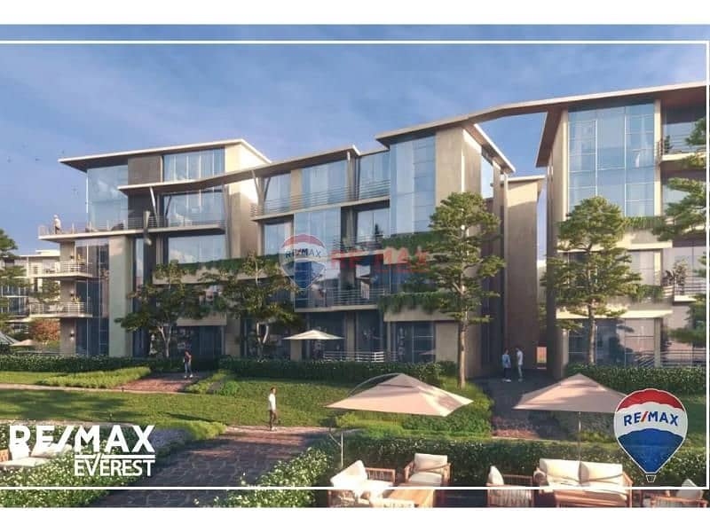 10 7681534-fe8bfo. jpg