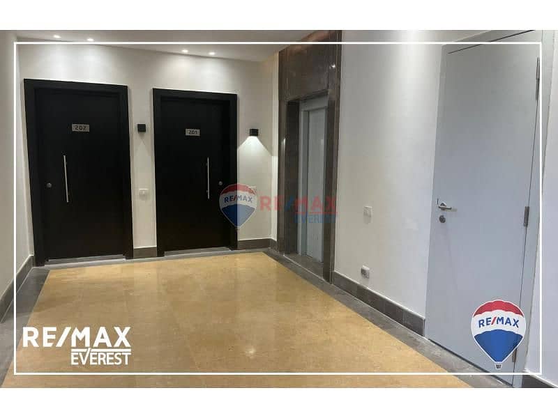 6 4c60c1ee-a560-4b36-8530-72eb5a0d13df. jfif. jpg