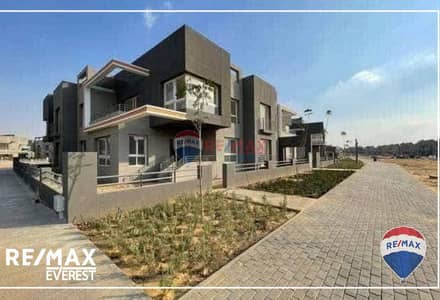 3 Bedroom Apartment for Sale in 6th of October, Giza - 659bb490-ef40-407a-85dd-e43ac6100d93 (1). jpg