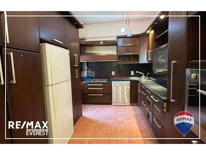 8 24b10665-f2fa-415e-a8d4-5486214dd641. jfif. jpg