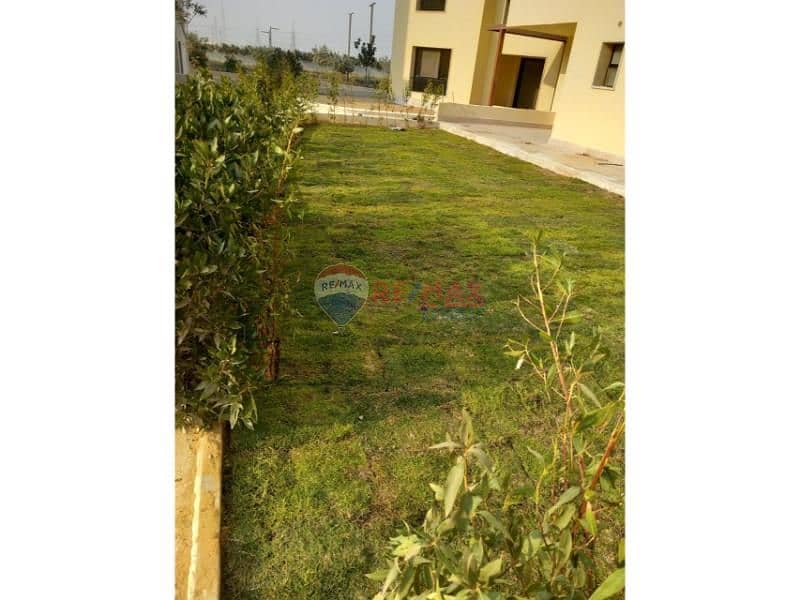 2 f79a42fb-41b4-4d5a-812e-ea89df1f3172. jfif. jpg