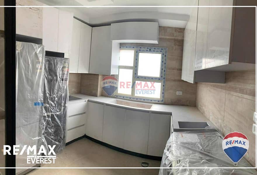 7 4126e097-8473-4001-82bd-b3bb7b5652ae. jpg