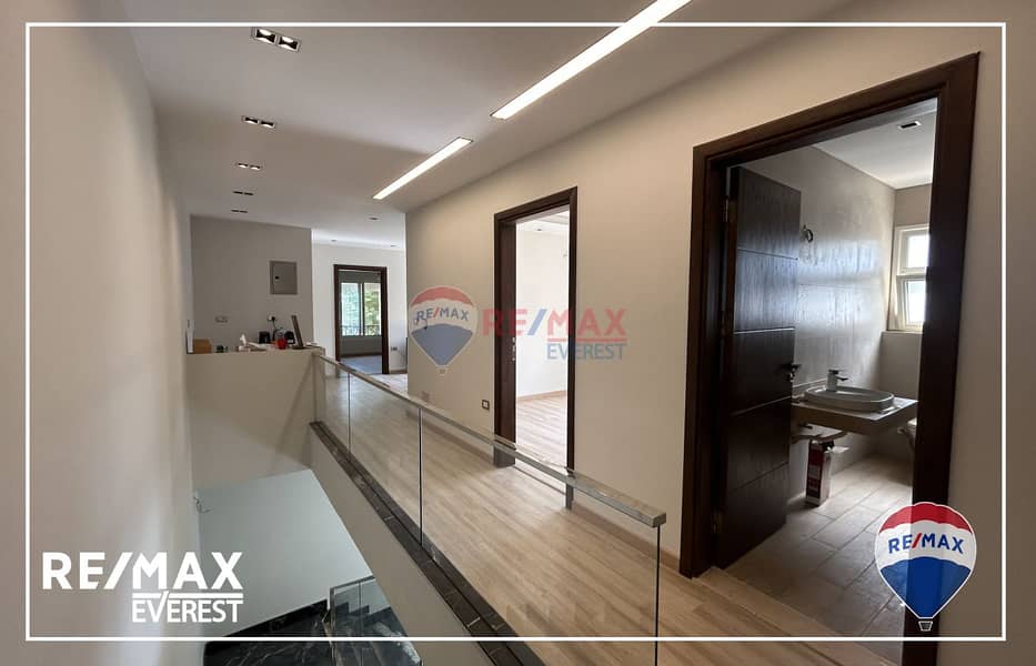 5 WhatsApp Image 2025-09-23 at 4.51. 58 PM. jpeg