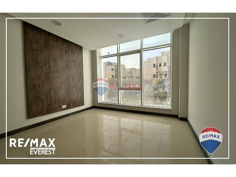 3 b6cc263e-0619-426d-b43c-3b86a0716ab5. jfif. jpg