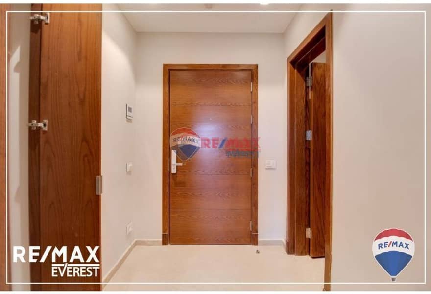 4 76f1af94-1033-4776-8f86-434a2cbc3572. jpg