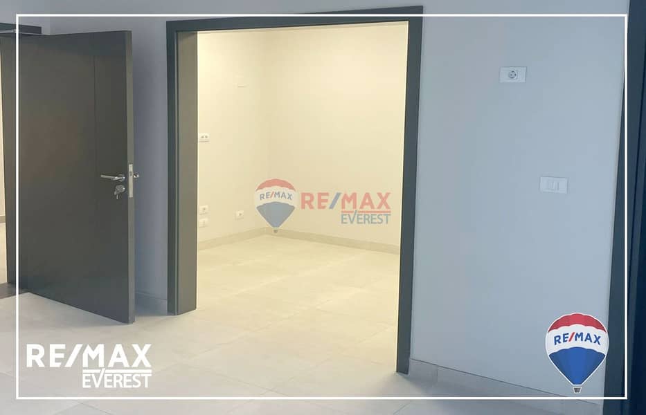 7 WhatsApp Image 2025-10-27 at 12.41. 11 PM. jpeg