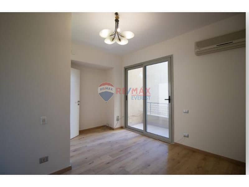 4 22219663-25b8-42f2-ab9d-01944b878a19. jfif. jpg