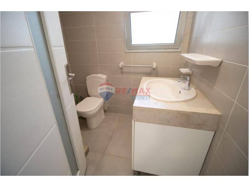 7 3ebdfb84-2614-4940-9b25-ef823d29877b. jfif. jpg