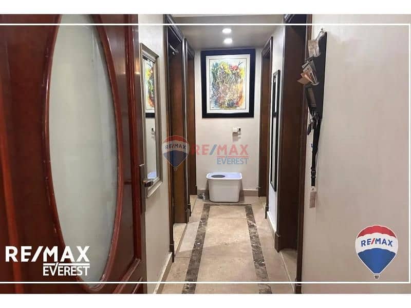 9 8010212-100c4o. jpg