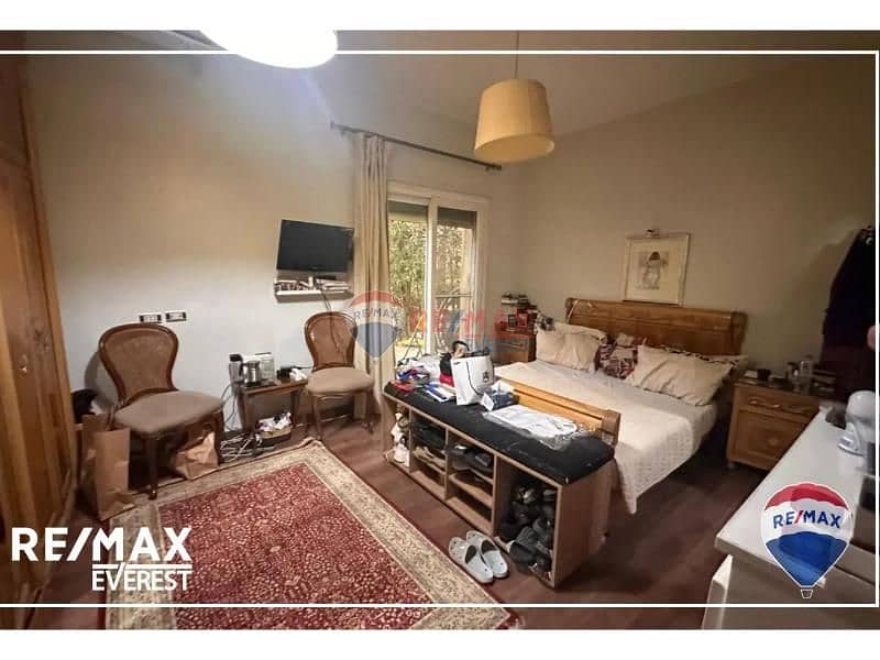 10 8010212-7e538o. jpg