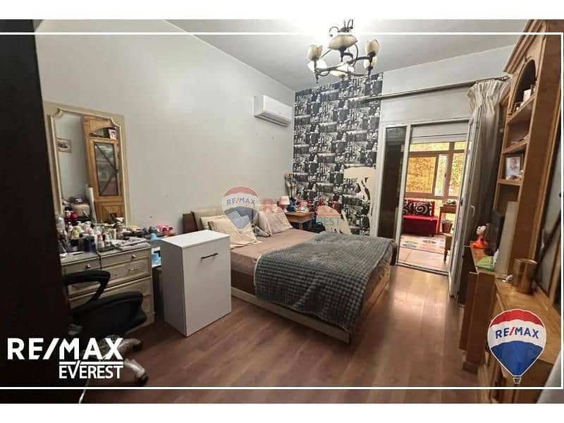 11 8010212-e227ao. jpg