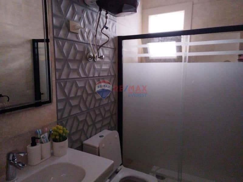 16 012ef0f3-b839-4393-a27e-98d07c86b77b. jfif. jpg