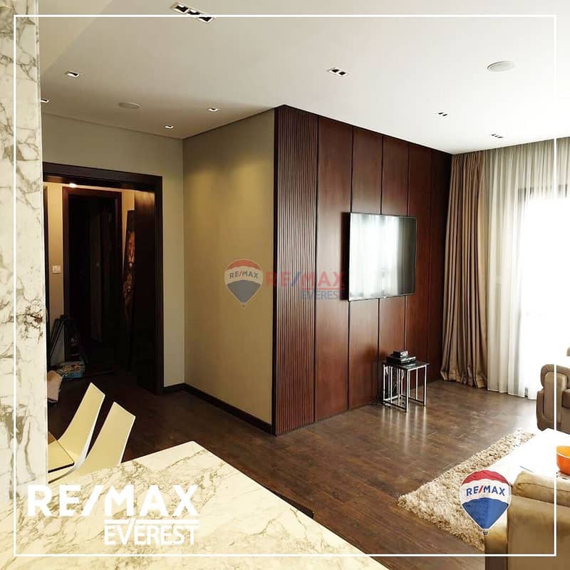 2 4e90b2e2-1d1a-46d3-8814-6633bcd97948. jpeg