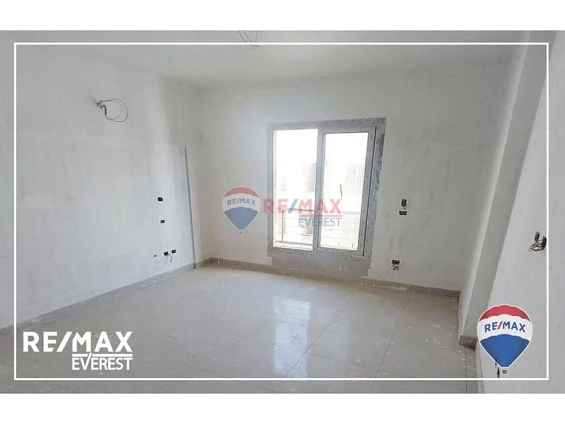 4 8c98258a-a1e3-4d65-be67-2b3ff43e753a. jfif. jpg