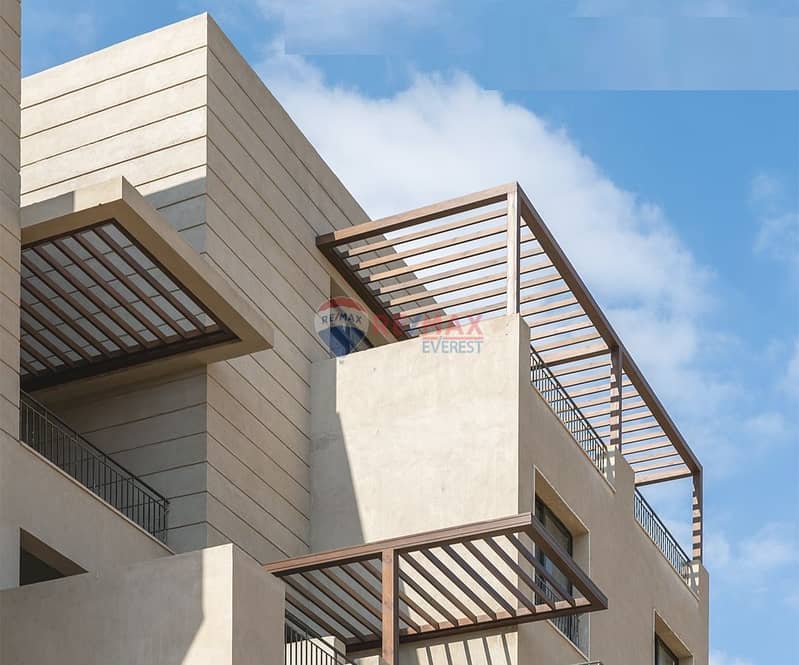 4 WhatsApp Image 2025-09-23 at 2.20. 20 PM (1). jpeg