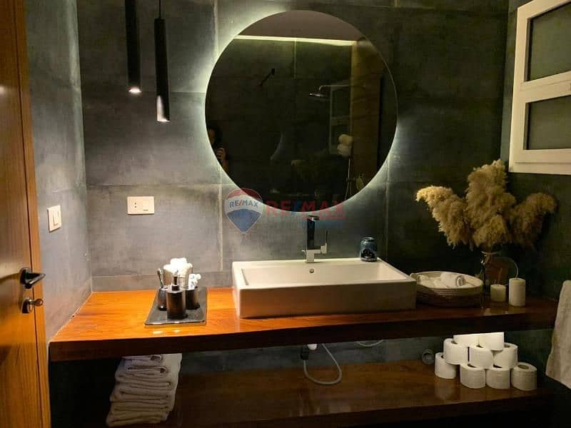 12 580a7e9f-86ab-43ae-996a-bb7f7f3a05cb. jfif. jpg