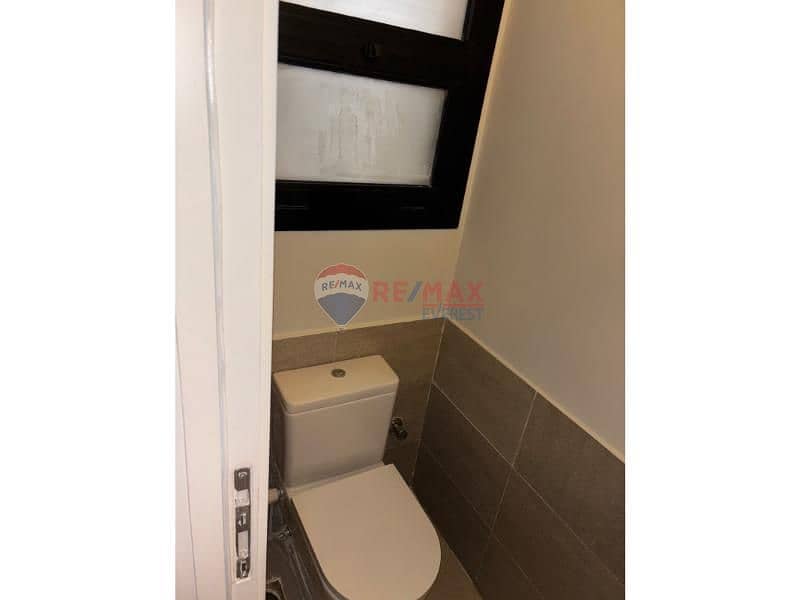 8 b33b537b-2065-42a3-a2e6-30b47f8c89dd. jfif. jpg