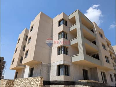 3 Bedroom Flat for Sale in 6th of October, Giza - f2b761ed-0aea-47f2-acb4-9e07caa37260. jfif. jpg