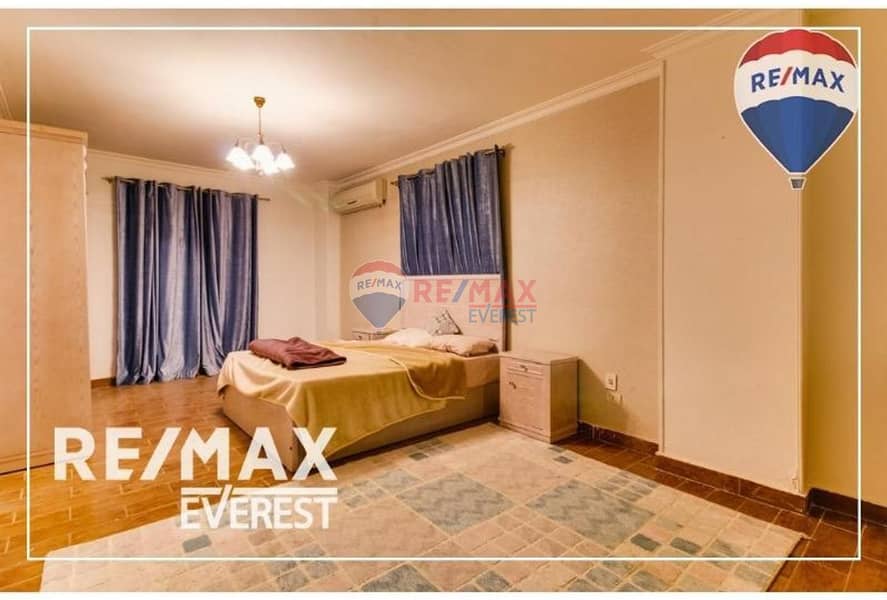 12 5d882faf-396d-47de-89a3-a2615c288b5e. png