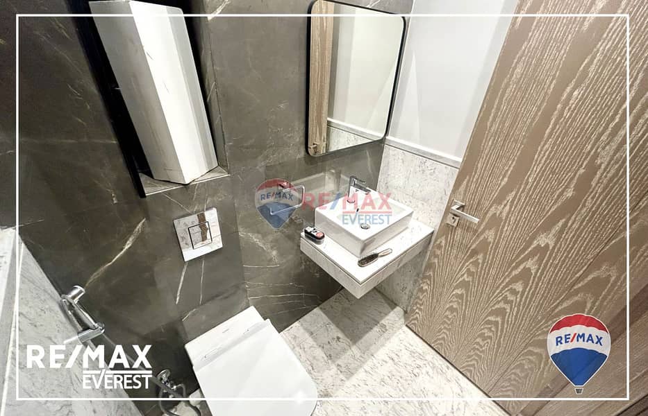 11 WhatsApp Image 2025-10-21 at 12.12. 16 PM. jpeg