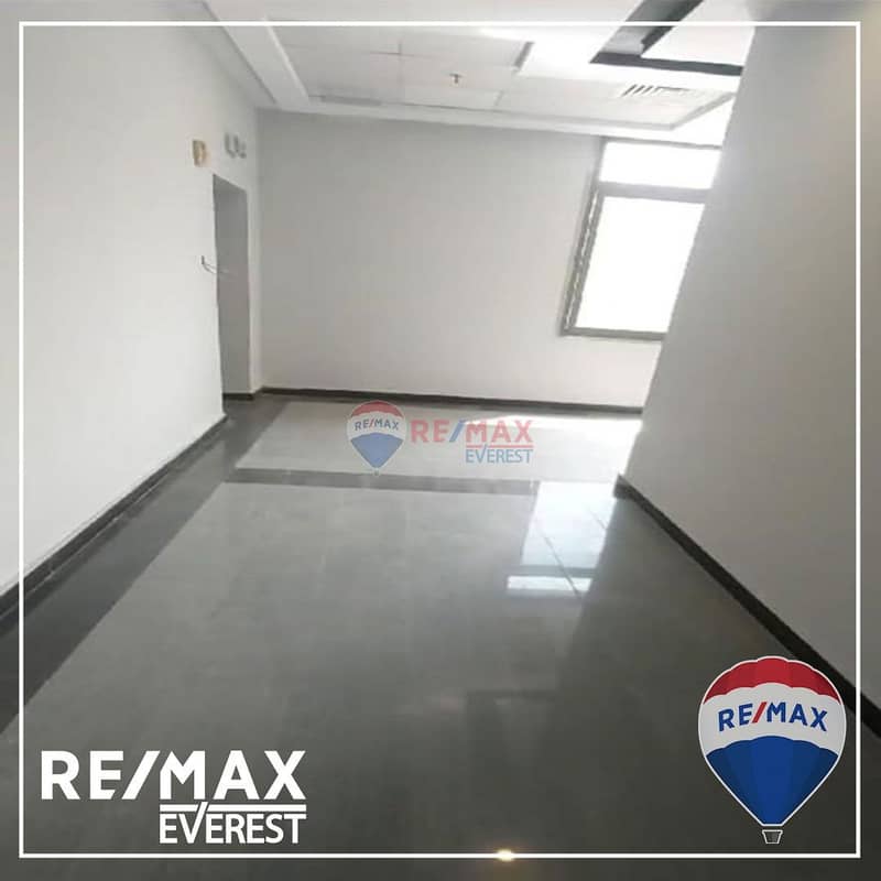 4 WhatsApp Image 2025-03-03 at 1.35. 44 AM. jpeg