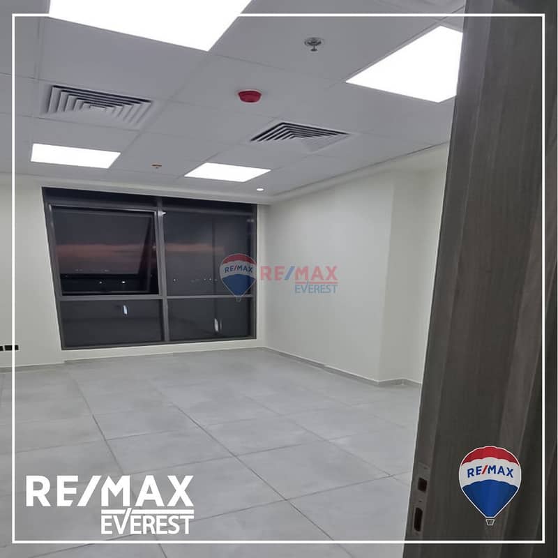 5 WhatsApp Image 2025-03-03 at 1.35. 45 AM (1). jpeg