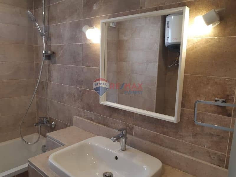 11 206c02ff-973d-4fea-87cf-5b7166f0a941. jfif. jpg