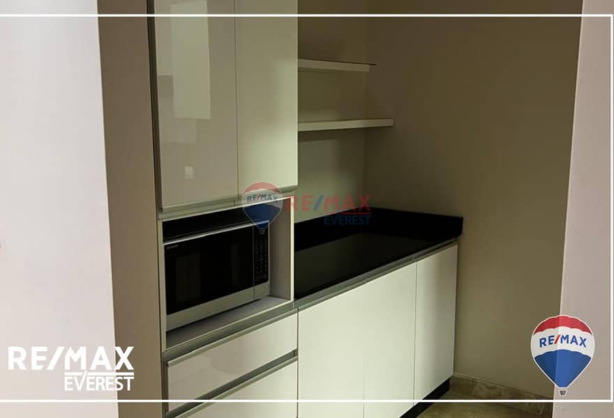 9 1aa0ec29-a939-4d3a-a68c-59fabecf0bd4 (3). jpg