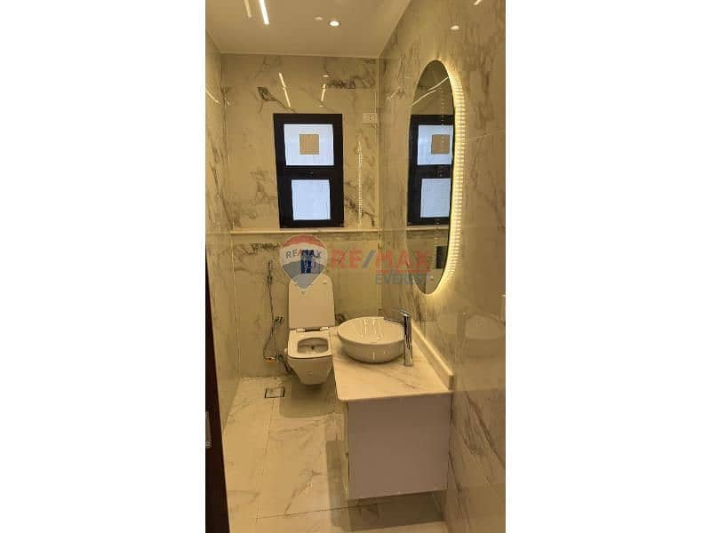 11 69371b2e-5604-42c6-8890-2606420cec3d. jfif. jpg