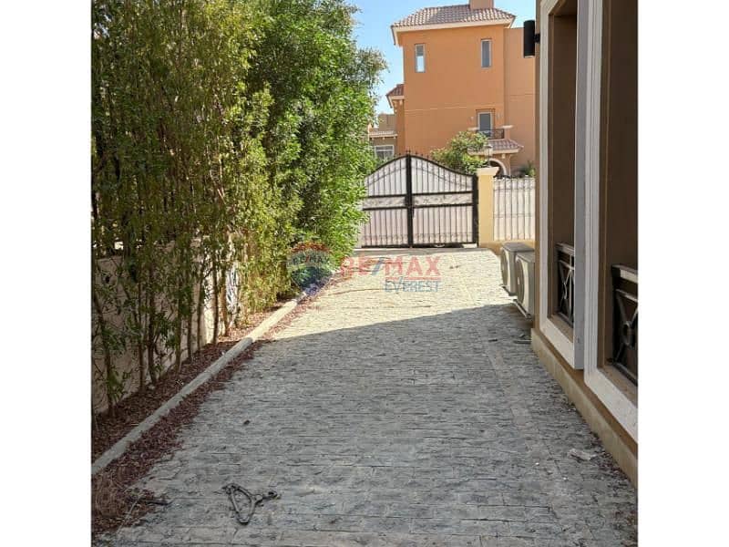 3 94116234-2aa3-46d3-ad7d-aaca51c50310. jfif. jpg