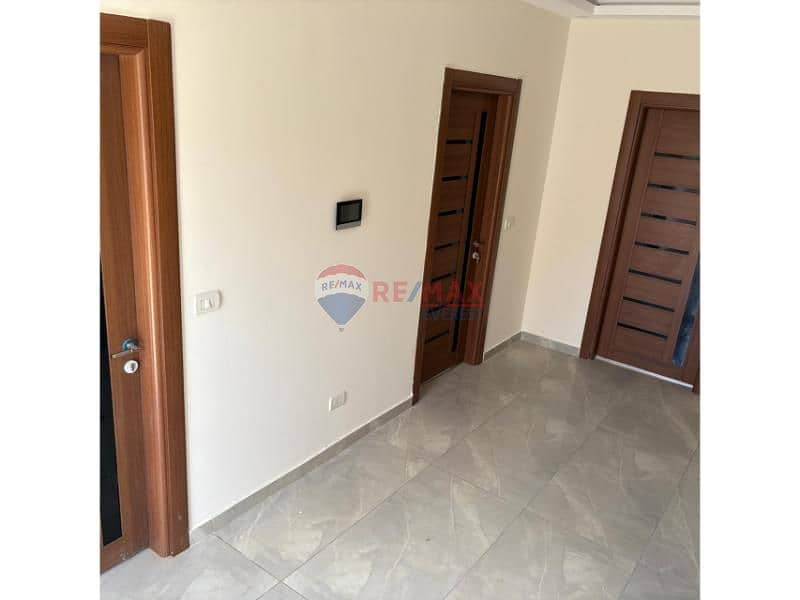 5 c960e4a4-949a-4a10-a001-ca5bfb57bf72. jfif. jpg